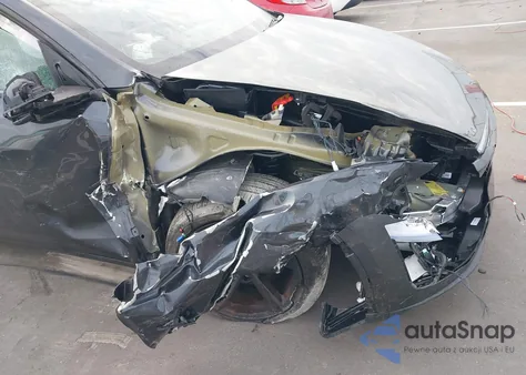 2026 Tesla Model Y Long Range Launch Series/Premium All-Wheel Drive из США, поврежденный, VIN 7SAYGDEE6TA410981